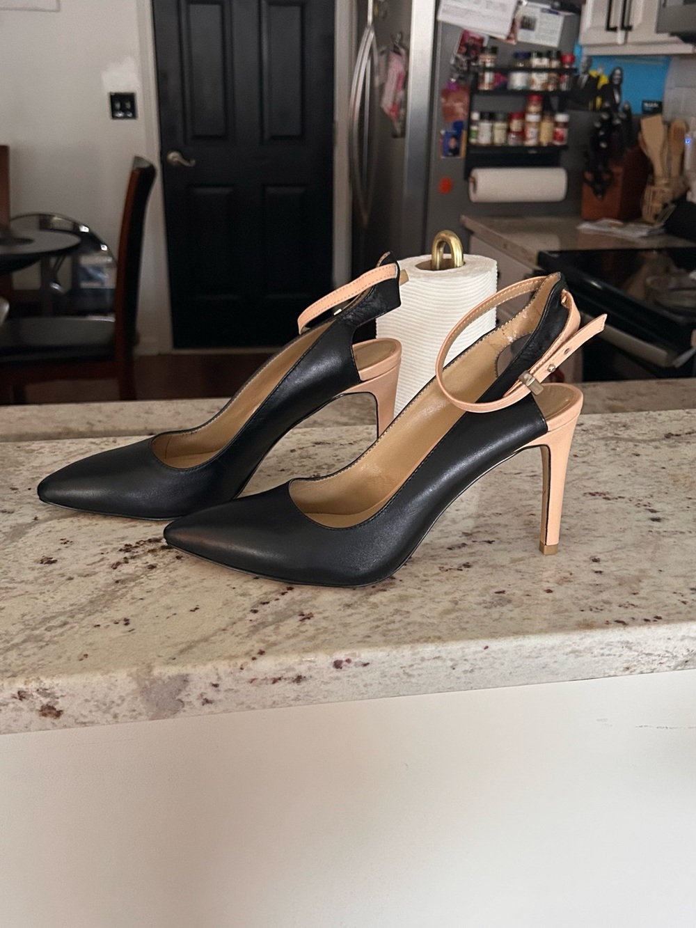 “NEW” ANN ANN TAYLOR SLINGBACKS